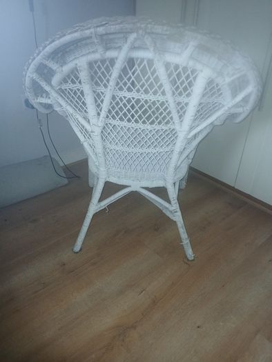 Wicker armchair white