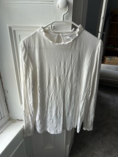 White Ruffle Blouse / Size S