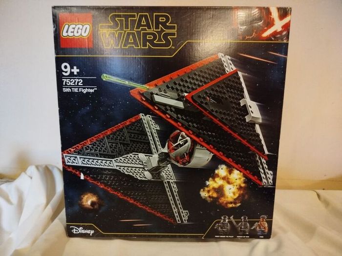 Lego Star Wars 75272 Sith Tie Fighter