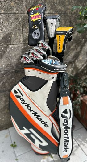 Full set of Taylormade Golf clubs