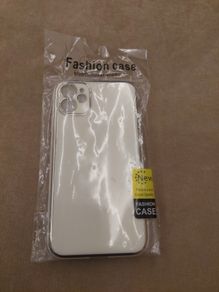 IP 11 Phone Case /Pearl White with silver edge