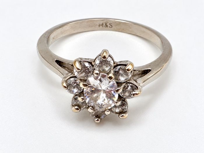Vintage Marks & Spencer Sterling Silver Floral Cluster ring