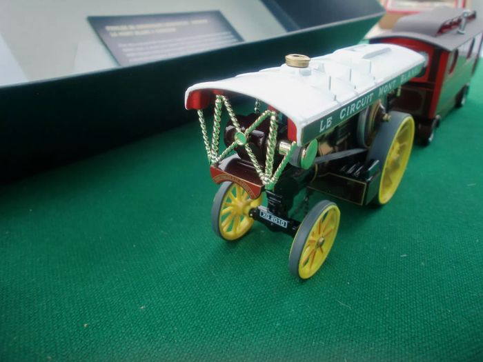 corgi, Fowler carnival Showman's set
