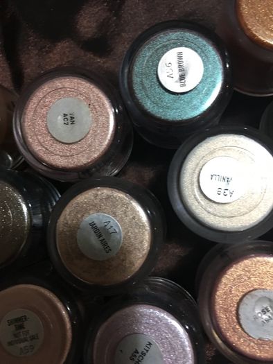 100% genuine mac pigments & glitters