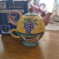 Vintage Multicoloured  Hand Printed.Teapot and Cup Collection