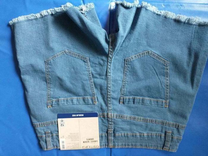 ESMARA Ladies denim shorts. NEW Blue with pink embroidery 40 (12 uk)