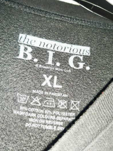 sweater biggie