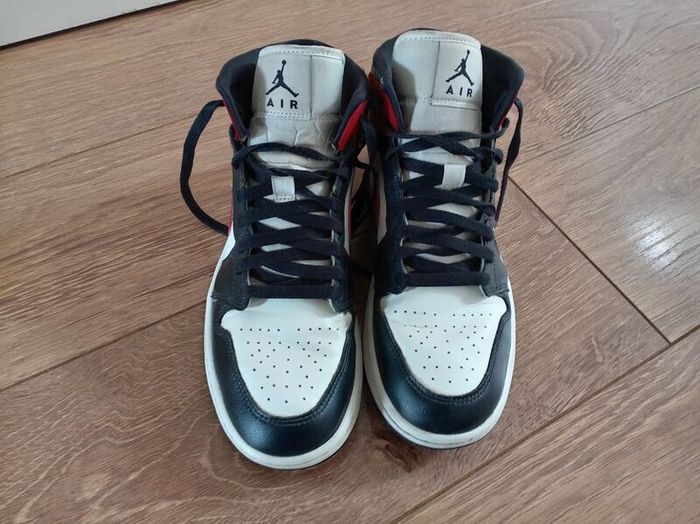 Nike Air Jordan 1
