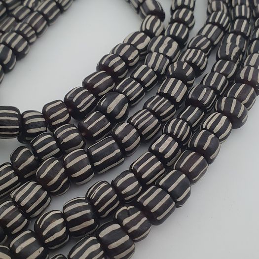 Vintage African Style White Stripe 10mm - 10.9mm Glass Beads necklace Strand
