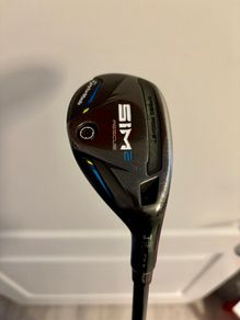 TaylorMade SIM2 Rescue (4 - 22deg) NEW GRIP + FREE Gift