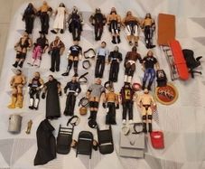 wwe action figures and accessories
