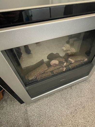 Dimplex wall mounted 2KW optiflame electric heater