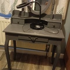 Grey vanity