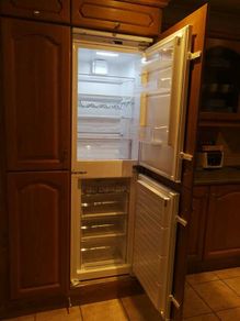 50/50 Fridge Freezer Integrated