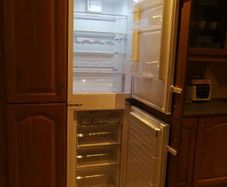 50/50 Fridge Freezer Integrated