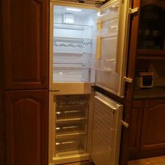 50/50 Fridge Freezer Integrated