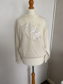 BNWT Cream Jumper, size 14/16