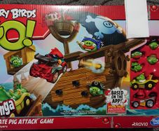 Pirate Pig Attack game