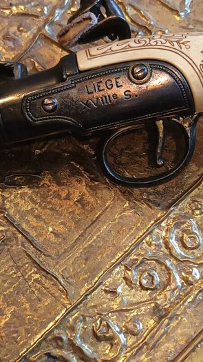 replica pistol