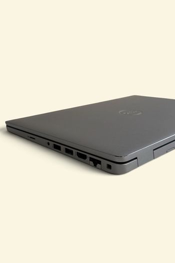 Dell Latitude 5420 - Windows 11 Pro & Office 365