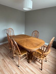 Solid wood extendable table and 5 chairs
