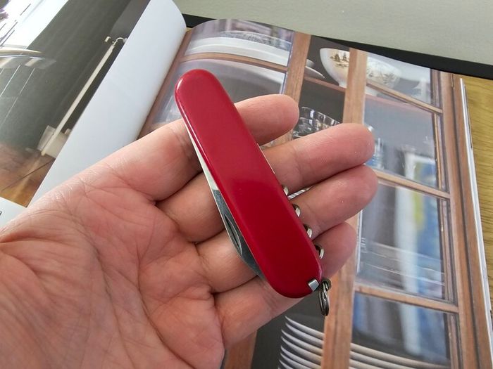 Vintage Victorinox 1980s Swiss Army Knife 84mm Collectable