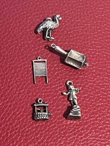 5 Small Vintage Silver Pendants
