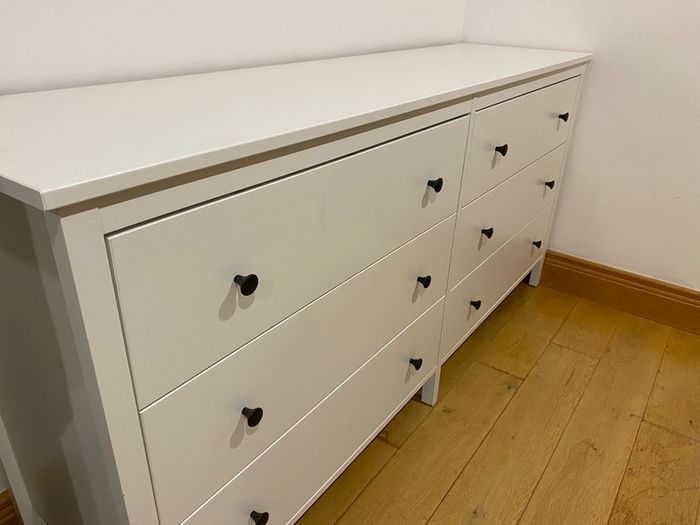 Large white chest of drawers.  Height incl legs is 825mm x width 440mm and length is 1720mm