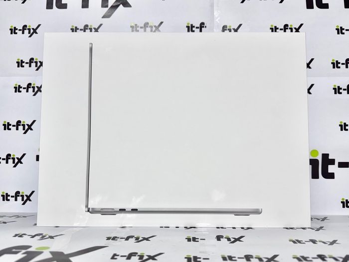 Macbook Air M4 15" 16GB/256GB