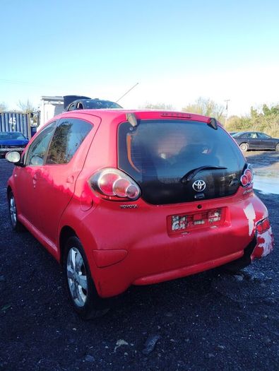Breaking Toyota Aygo 2014 1.0 petrol