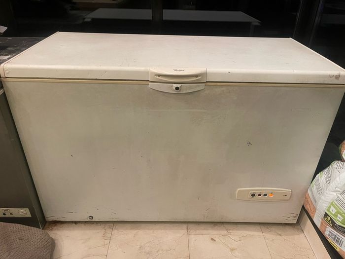 Large Full Size Chest Freezer - Working Perfectly