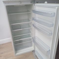 Neff Integrated fridge