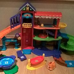 V Tech toot toot pet hotel