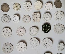 Selection of 32 Vintage Wrist & Fob Watch Dials