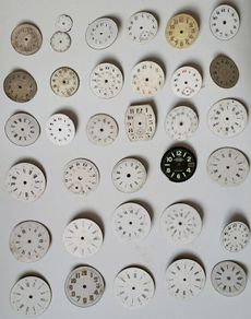 Selection of 32 Vintage Wrist & Fob Watch Dials