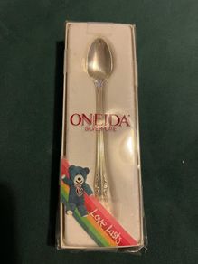 Brand new Oneida silver plated spoon