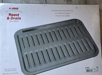 roast and drain non stick bakeware