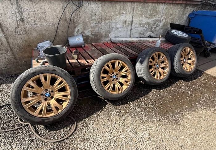BMW 19 inch alloys, 5x120, 9j and 10j, like new