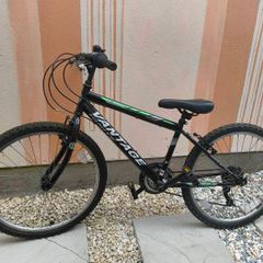 2 mountain bikes and over the trunk bike rack