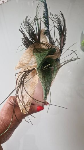 fascinator