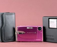 Fujifilm FinePix Z20fd compact point and shoot camera