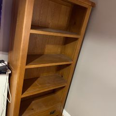 shelving unit