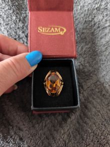 14Ct Gold Ring with corundum stone