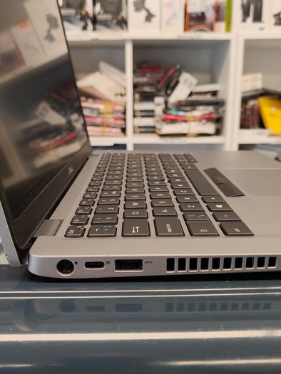 Dell Latitude 5410 14" Intel i5-10310U 16GB 500GB SSD Windows 11 PRO