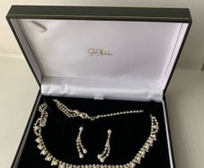 Necklace & Earrings in Gift Box - Gift Idea!