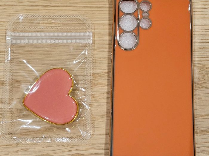 Samsung S23 Ultra Cover with Heart Holder - New