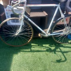 cassic ralegh road bike for restoring