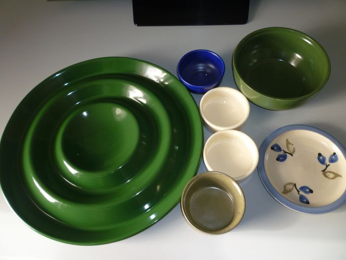 Giant Serving platter, Ramekins, Bowls, Dish. Plate. Moville. 8 ITEMS