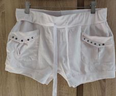New white shorts size xl