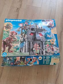 Dinosaur Playmobil set